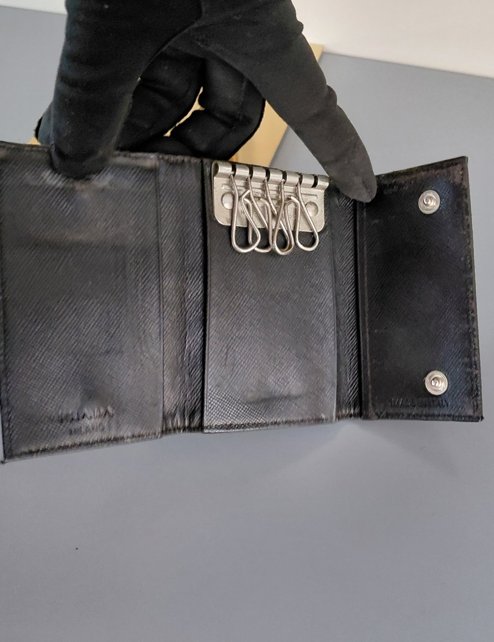 Prada Black Logo Compact Wallet - Picture 3 of 5